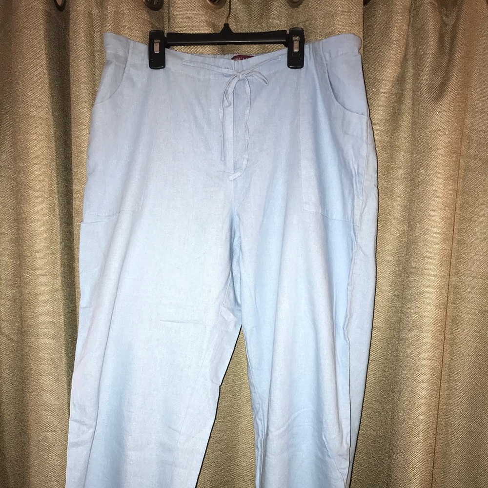 M-11 Capris